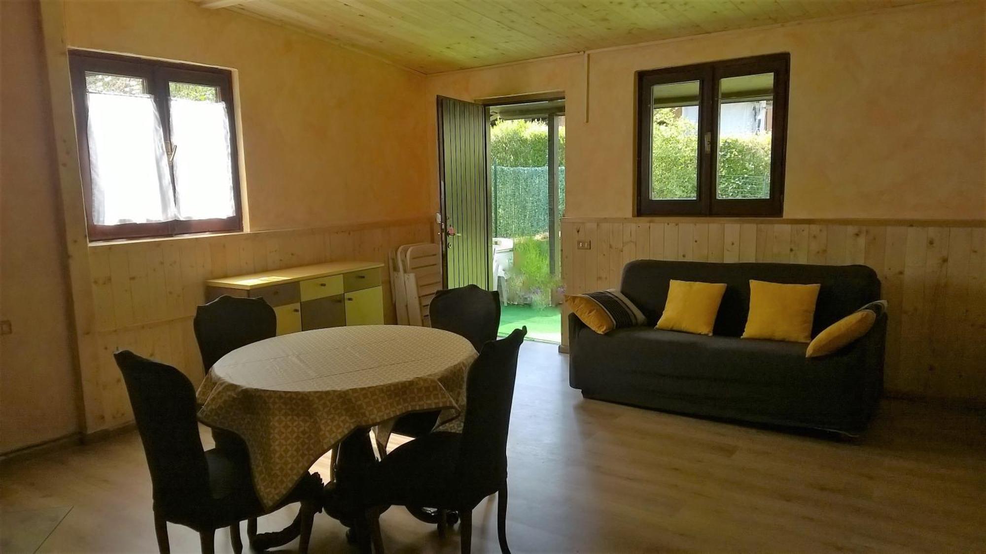 Camping Montorfano Eksteriør billede